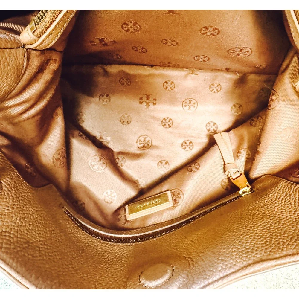 Tory Burch Amanda Large Tote Pebbled Leather Chain Shoulder Bag Camel Tan